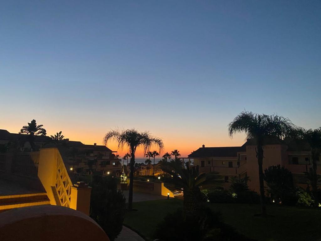 Apartment Whydhand ,pools And Lovely Terrace Fuengirola